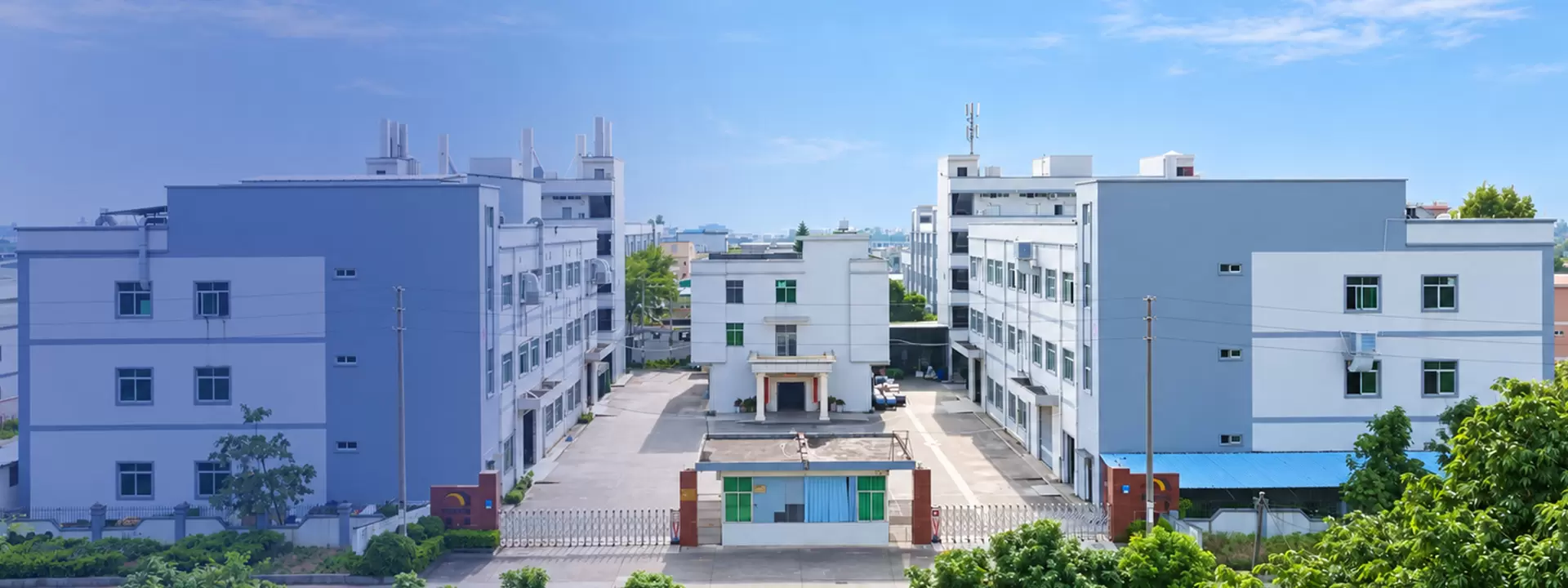 Về ch&uacute;ng t&ocirc;i